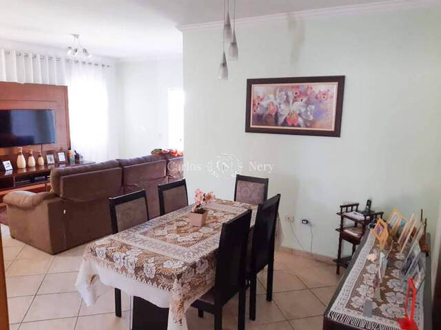 Casa para Venda em Taubaté - 4